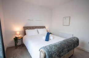 Stylish newly renovated home near Manchester City Centre